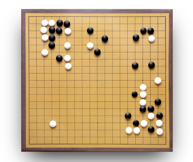 day-la-ly-do-vi-sao-co-vay-phuc-tap-hon-co-vua-va-nguoi-ta-phai-mat-chung-ay-nam-moi-tao-duoc-alphago